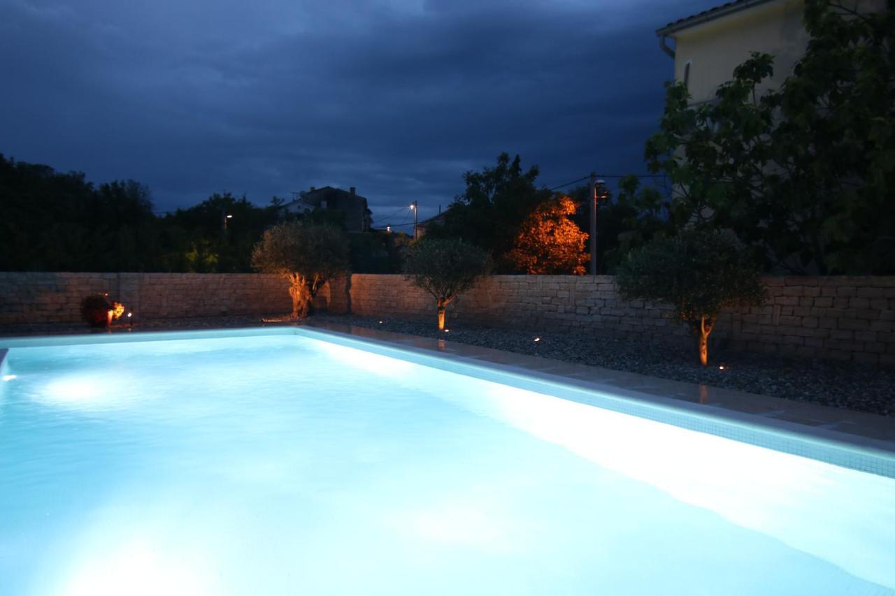 Villa Caprice - Krk Milohnici Luaran gambar