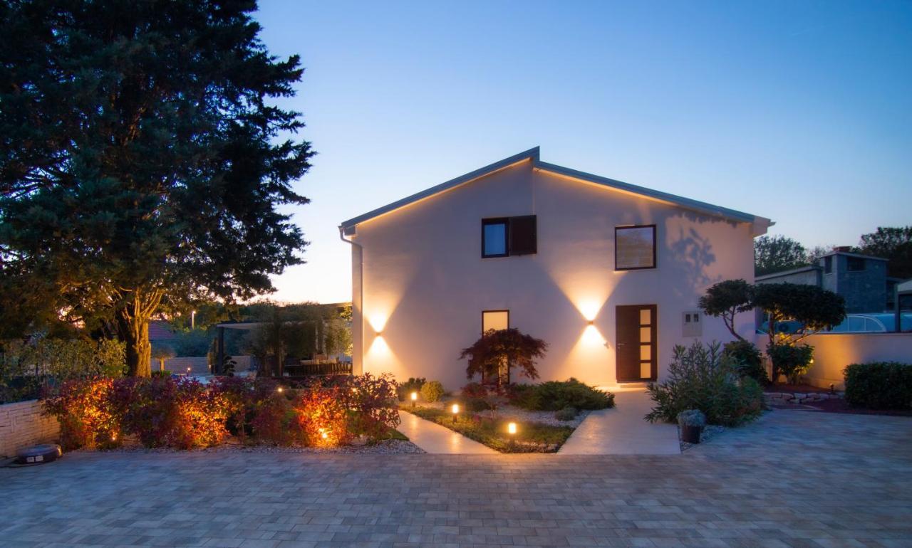Villa Caprice - Krk Milohnici Luaran gambar