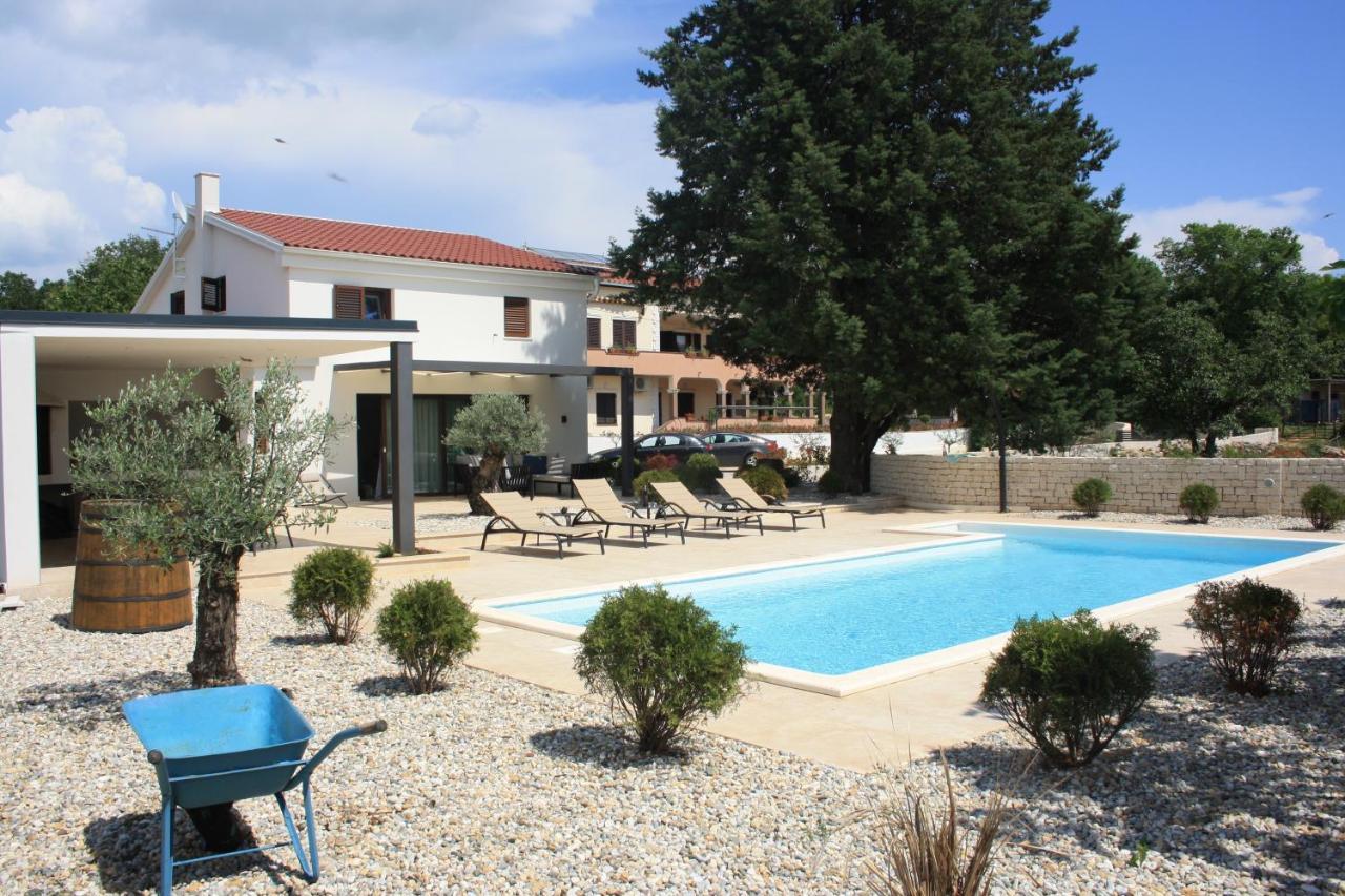 Villa Caprice - Krk Milohnici Luaran gambar