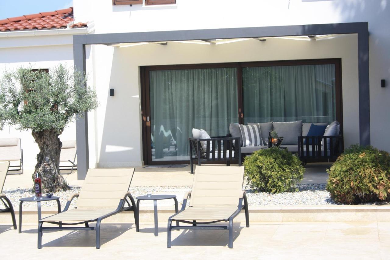 Villa Caprice - Krk Milohnici Luaran gambar